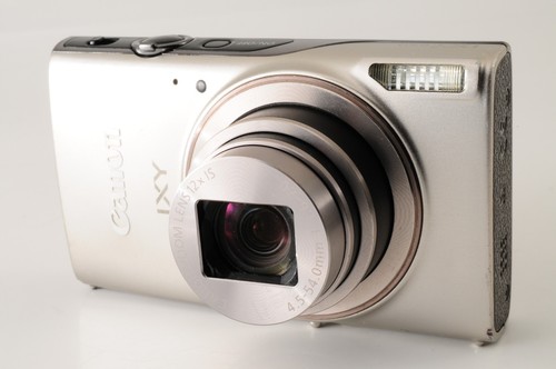 Fast neuwertig canon ixy 650 - [fast,