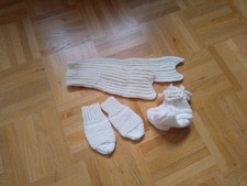 Handgemachtes Erstlingsset (Handschuh/Schal/Schuhe Baby Cremeweiß