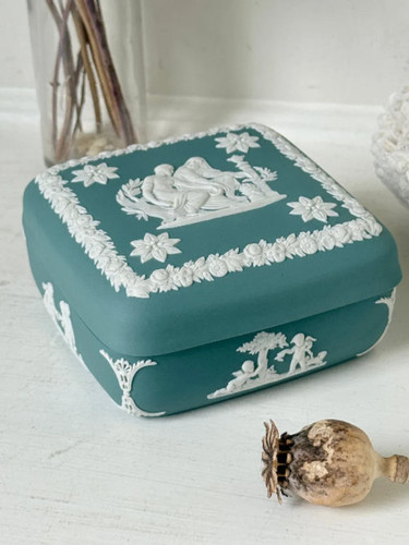 Vintage wedgwood jasperware - vintage,