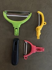 Tupperware Klicksystem Klicktrio, Schäl-, Hobel- Funktion Kaum Benutzt  ???