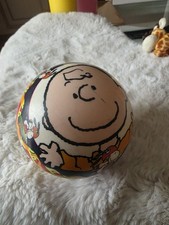 Kleiner Snoopy Ball mit Vielen Verschiedenen Motiven und Farben