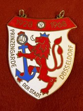 (2) Karnevalsorden Düsseldorf Prinzengarde 1968 Orden Karneval Fasching