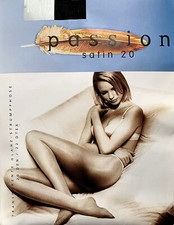 VINTAGE! Levée Passion Satin