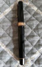 vintage Omas Gentlemen  Celluloid Fountain pen  585  EF Semi Flex  nib