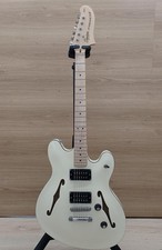 Squier Starcaster Semi-Hollow