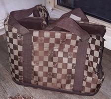 Hundetragetasche mit