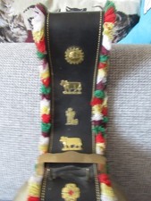 Schöne Kuhglocke mit Riemen