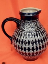 Alter Weinkrug/Saftkrug ,  Grau  -  Blau  -  Rautenmuster  Steingut H. ca 21 cm