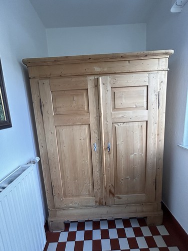 Geräumiger bauern schrank - bauern,