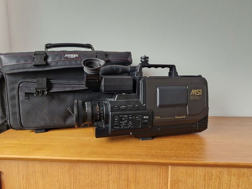 Videokamera panasonic ms1 - videokamera,