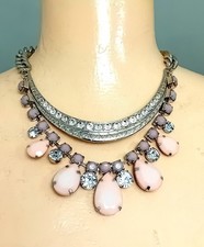 Rosa klare silberfarbene