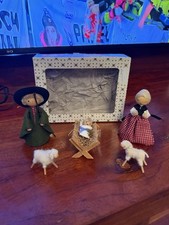 Antike Holz Figuren An Der Arbeit ￼