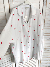 Italy weites Musselin Hemdbluse Longbluse Herzen onesize bis 44  weiß rot
