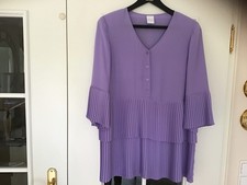 Aussergewöhnliche Bluse