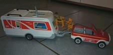 Playmobil Jeep und Wohnwagen Anhänger Feuerwehrauto Camping Paket