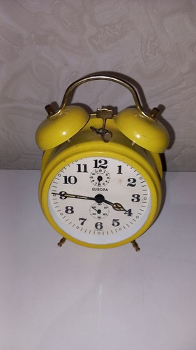 Alter mechanischer wecker mit - wecker,
