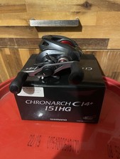Shimano Chronarch 151HG Baitcastrolle Angelausrüstung