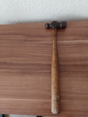 Alter massiver kugelhammer - alter,