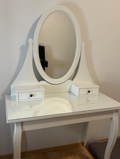 Schminktisch mit  Spiegel