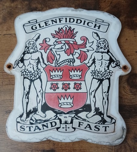 Vintage glenfiddich whisky pub - glenfiddich,