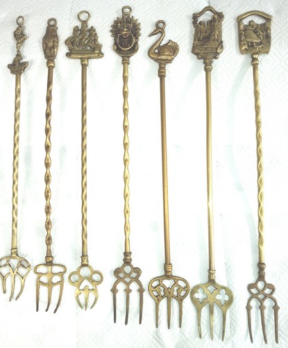Vintage toasting forks - toasting,
