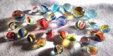 Wunderschöne Glasmurmeln Murmeln Gösser und kleinere