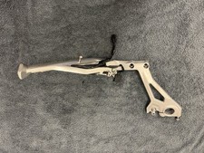 Ducati Streetfighter V4 Seitenständer Komplett OE 82911621AA original Top.