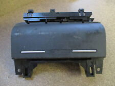 1-DIN Aschenbecher vorne