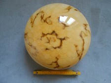 Alter antiker Lampenschirm aus