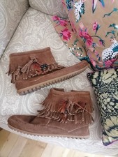 Minnetonka Mokassins