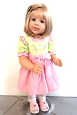 Meike von Monika Levenig