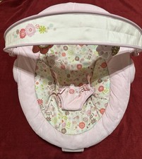 Bright Starts Wippe Mit Vibration Und Musik Rosa Mit Blumen Und Vögeln