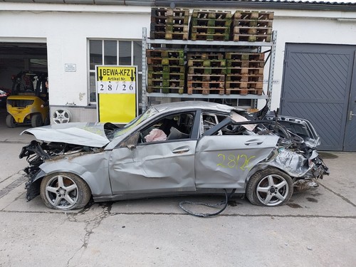 Schlachtfest mercedes w204 - mercedes,