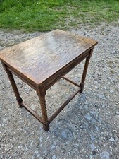 Antiker Beistelltisch um 1970