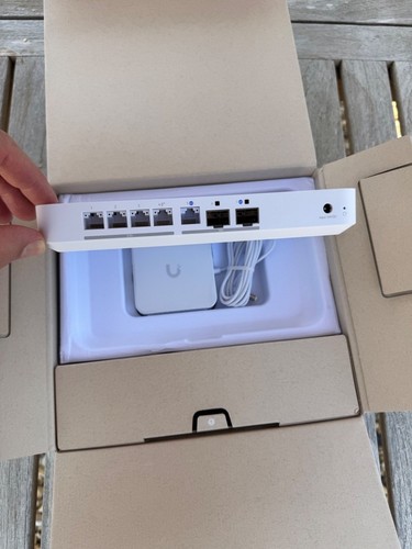 Ubiquiti unifi uxg fiber 10gbe - unifi, uxg-fiber