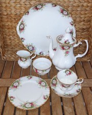 ROYAL ALBERT Celebration