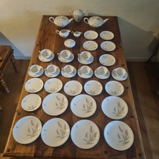 KPM Krister Porzellan Geschirrset mit Goldrand  46 Teile