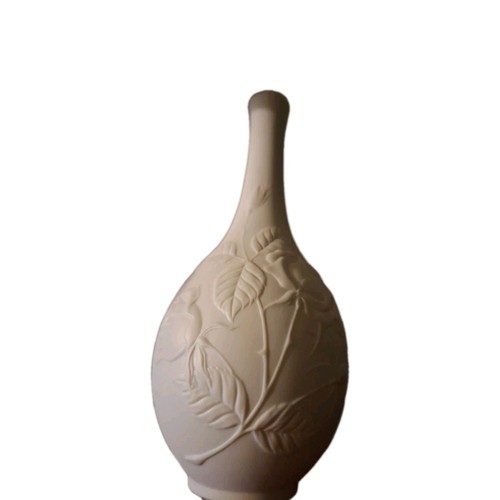Kaiser bisquitporzellan vase - bisquitporzellan,