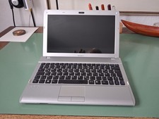 Sony VAIO VPCYB3V1E 11,6 Zoll (500 GB, AMD Dual-Core E-450, 1,65GHz, 4GB) silber