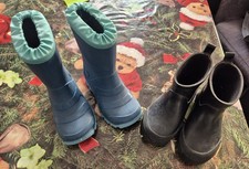 2 Paar Gummistiefel