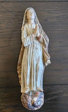 Sehr alte geschnitzte