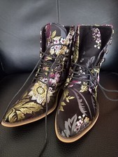 Schöne Barock Rokoko Gothic Brokat Schuhe Stiefeletten Gr. 37/37,5 schwarz