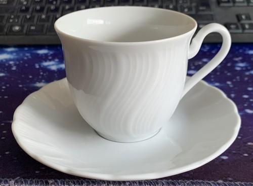 Weiße kaffeetasse teetasse - kaffeetasse,