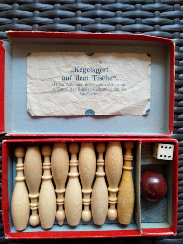 Holz kegel spiel - kegel,