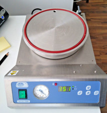 J.P.  Selecta Vakuum-Exsikkator Vakuum-Trockner Vacuo-Temp 540W, ohne Glasglocke