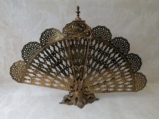 Kaminschirm Pfauenrad Funkenschutz Messing 83 x 60 cm alt Antik Kaminfächer