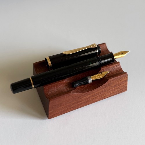 Pelikan m200 black - m200, /
