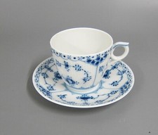 Kaffeetasse mit UT Tasse Royal Copenhagen 756 Musselmalet Halbspitze Gerippt 