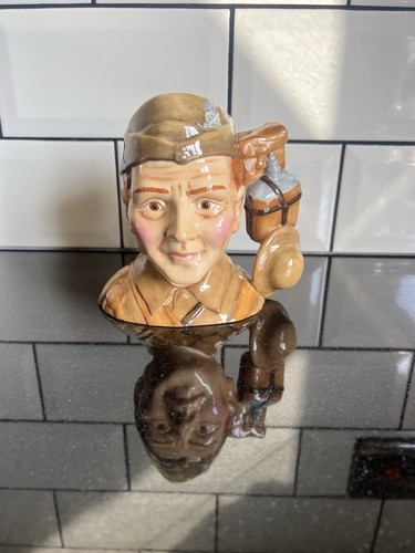 Royal doulton home - "home, guard"