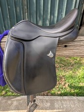 Dressursattel Isabell werth mit Easy change system und cair